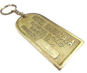 Brass Keychains for hotel, engraved metal keychains, customized keychains for hotel rooms